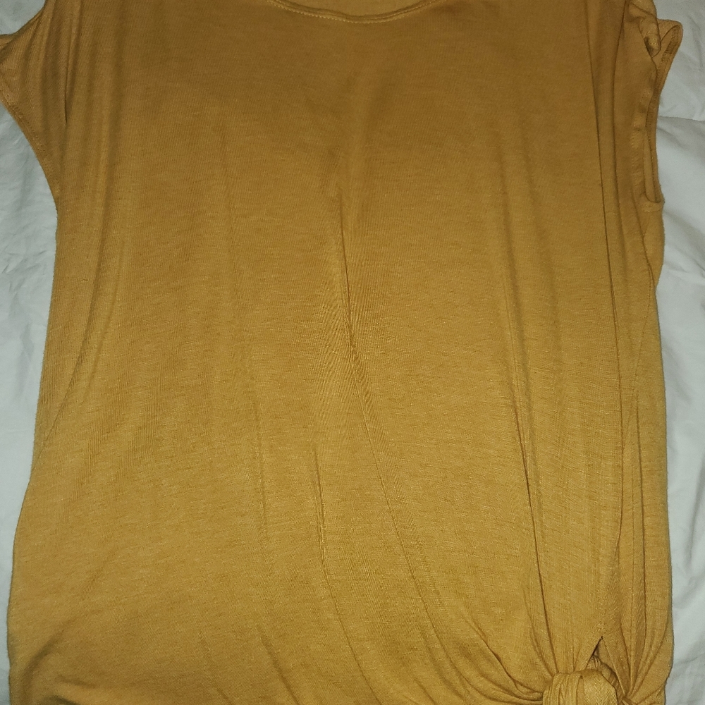 Mustard top